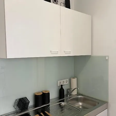 Apartment Apartmenthaus St -petri-platz Studiowohnung 3 *